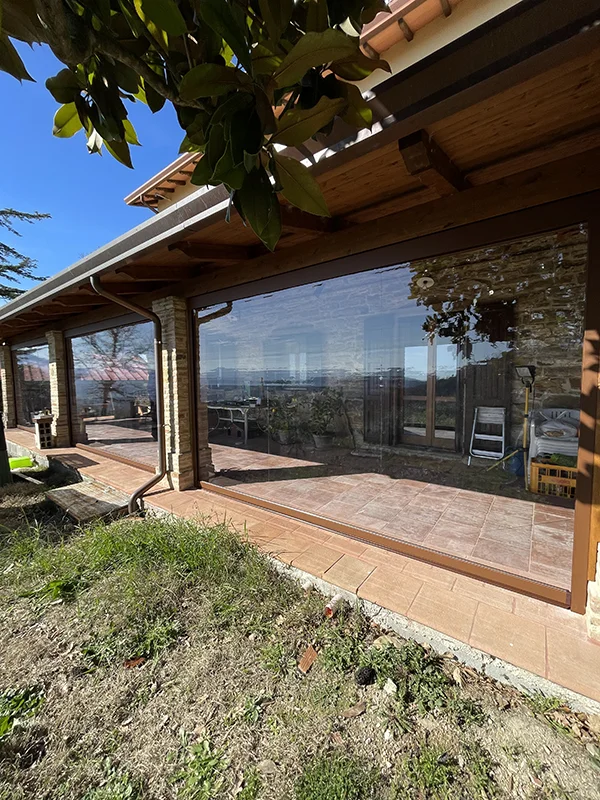 Chiusure per Terrazzi e Strutture Bioclimatiche